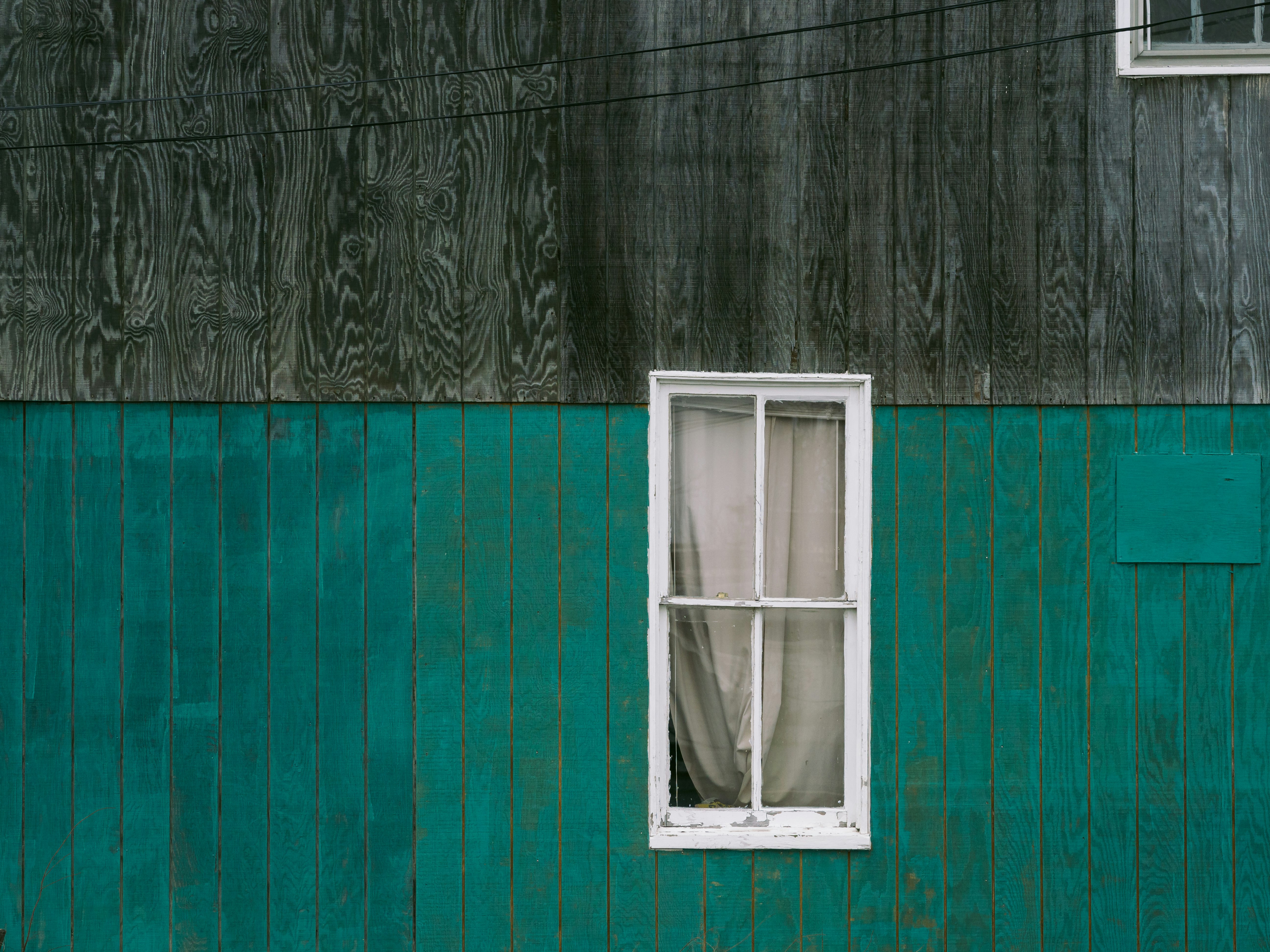 closed sash window